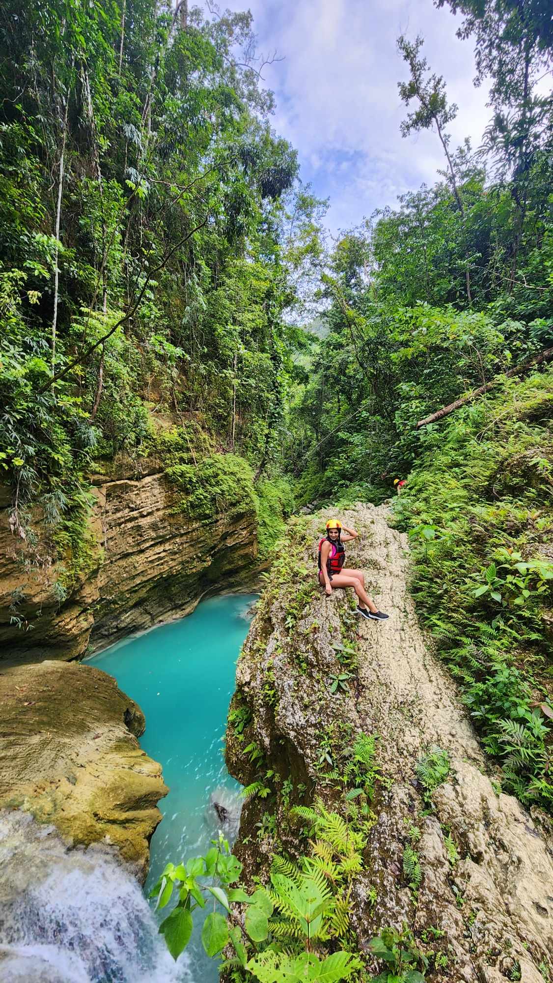 Alegria Wonderfalls-14